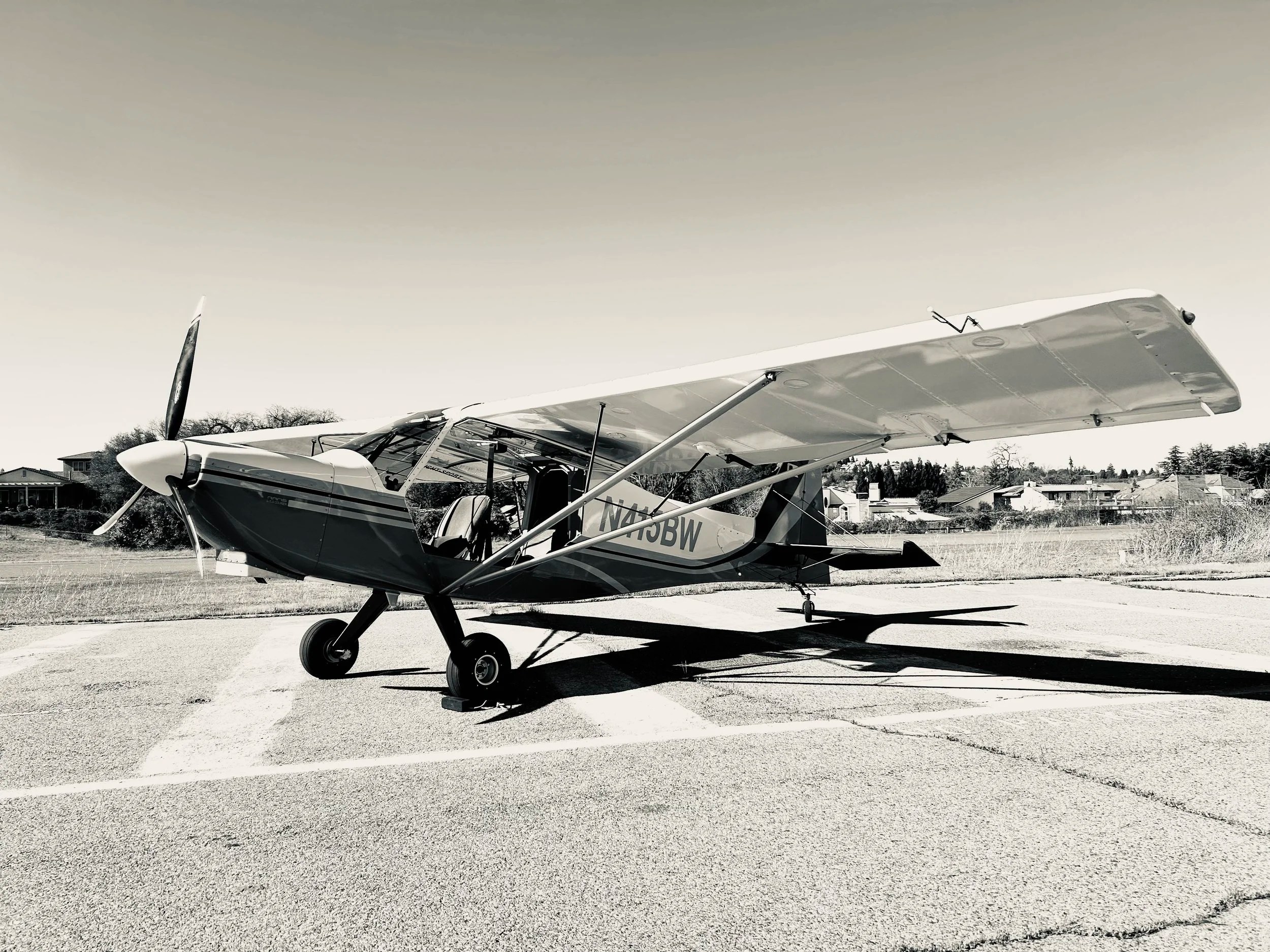 RANS S-7LS Courier tailwheel trainer at Foothill Flight Center